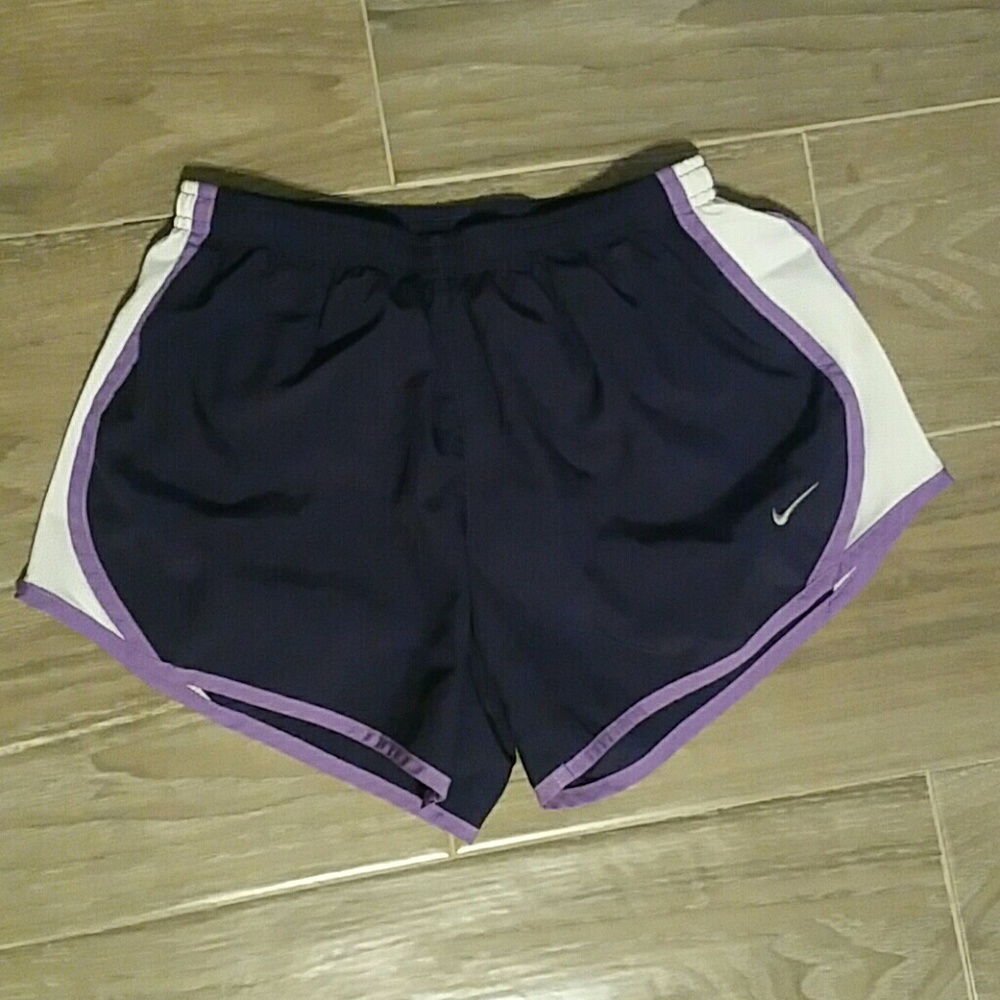 Girl's Nike Dri-Fit purple shorts L
